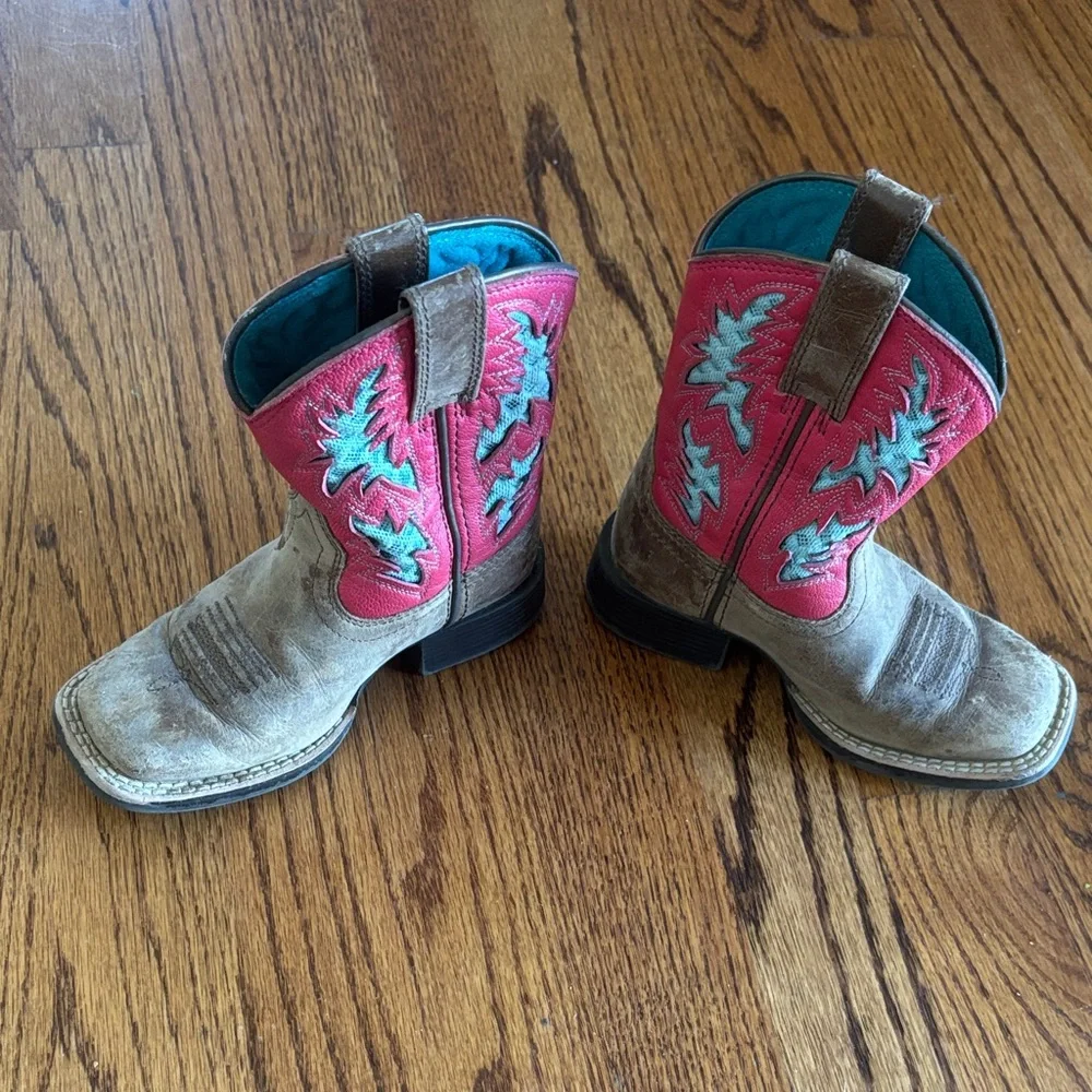 ARIAT Kids Western Boots with RED and Brown Design